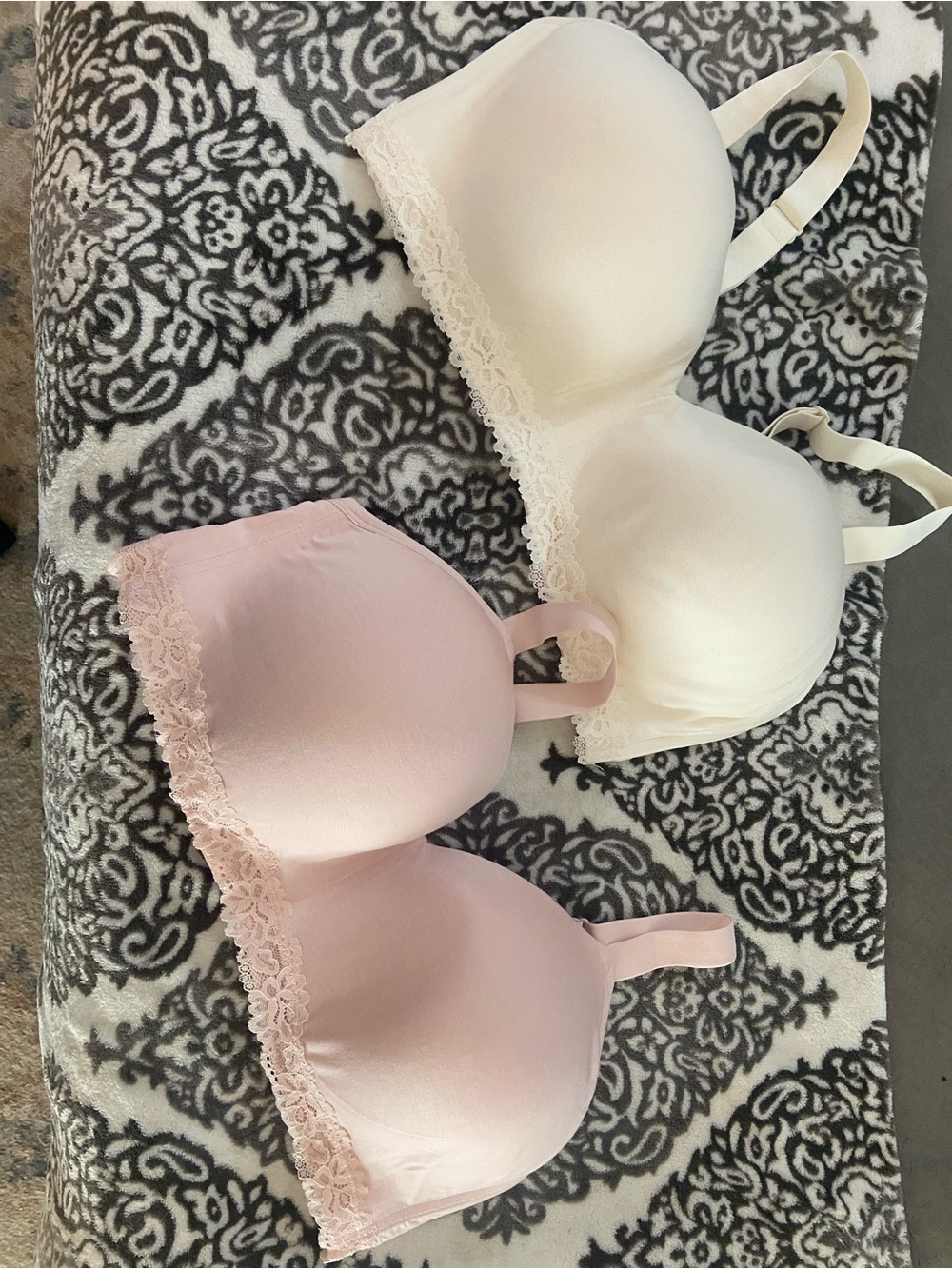 1X Comfort Code Cuddl Duds Set Bras New